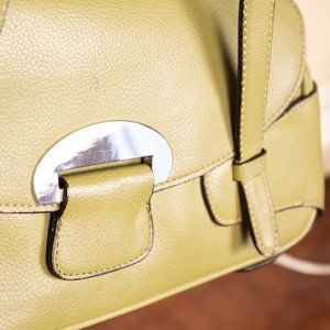 Retro Chartrese Shoulder Bag